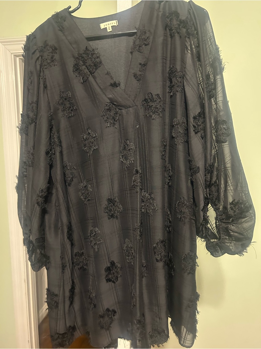 JODIFL Black Sheer V-Neck Textured Floral Tunic Dress